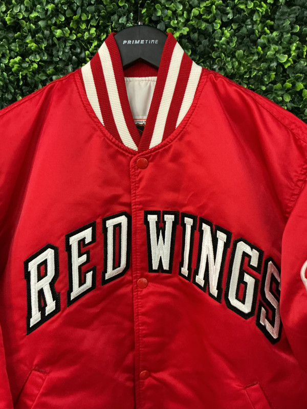VINTAGE DETROIT REDWINGS STARTER JACKET
