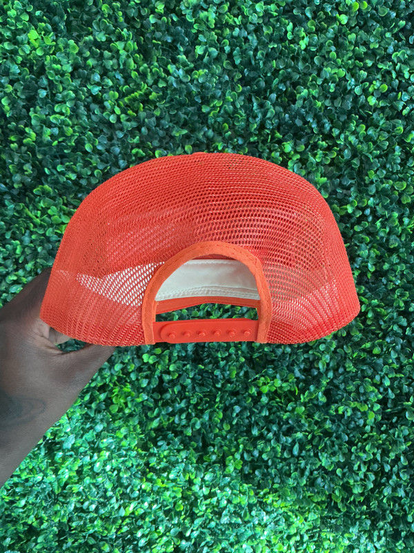 VINTAGE TAMPA BAY BUCCANEERS TRUCKER HAT