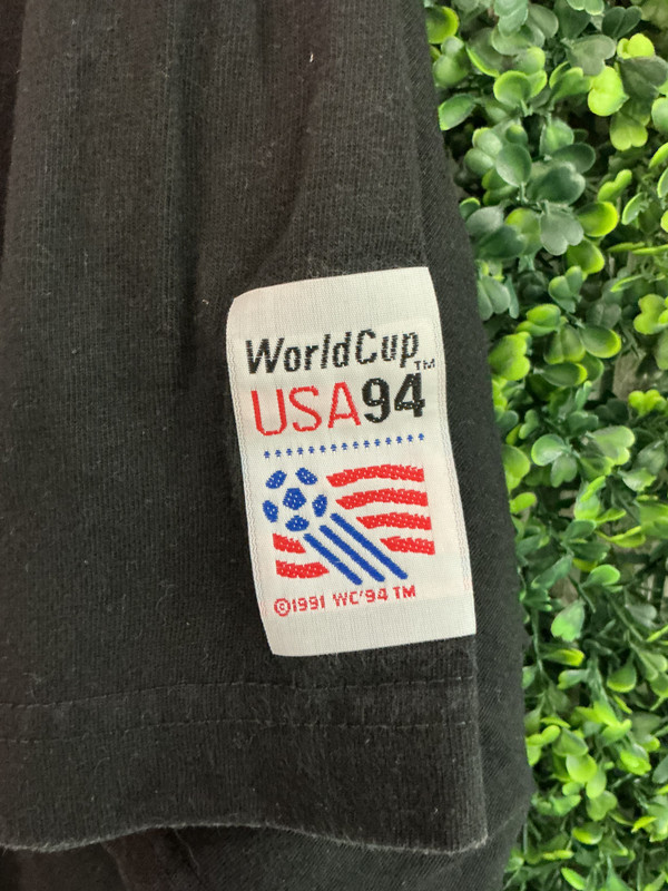 VINTAGE WORLD CUP 1994 COMPETITOR TAG TEE