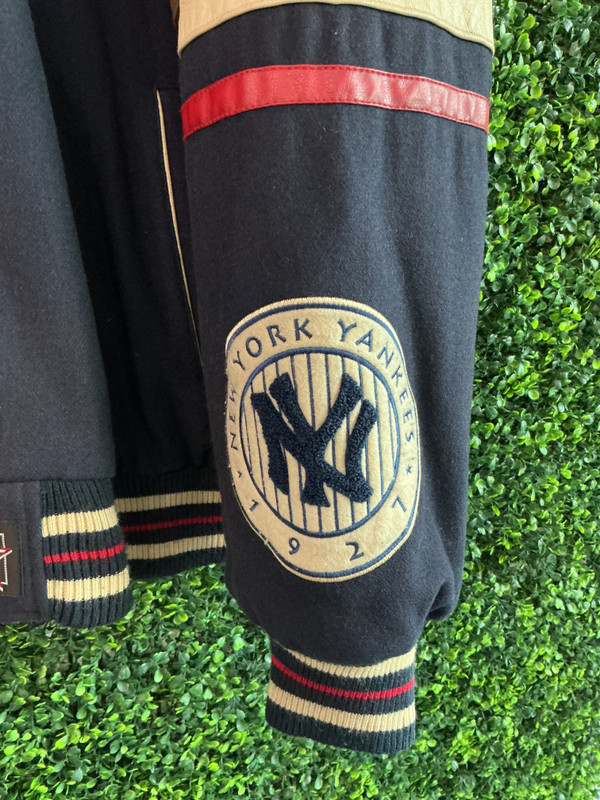 VINTAGE NEW YORK YANKEES JH DESIGNS REVERSIBLE COAT (SZ 3XL)