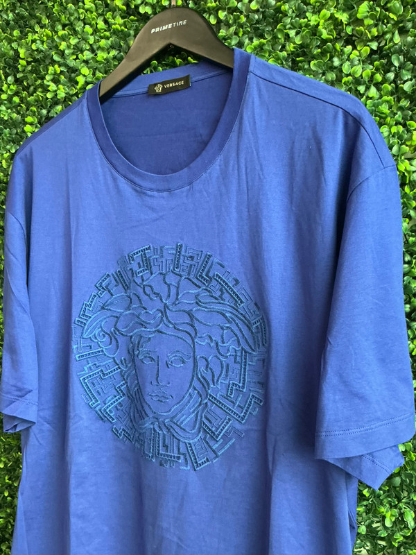 VERSACE EMBROIDERY MEDUSA BLUE TSHIRT (SZ 6XL  FITS LIKE XXL)