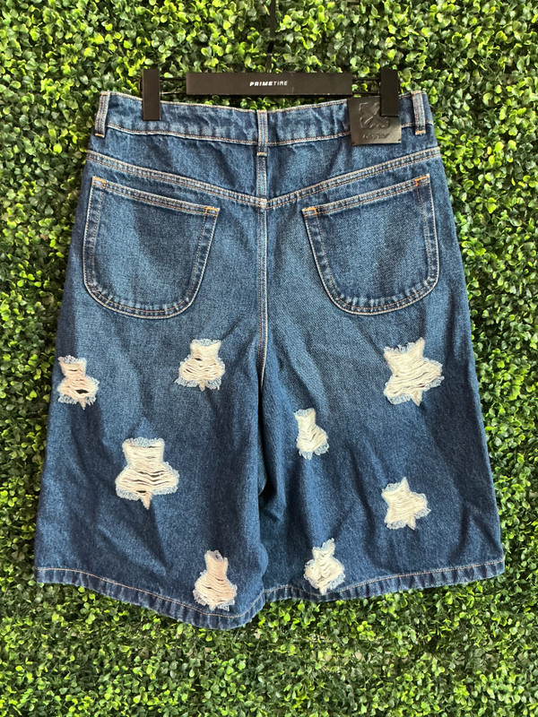 BRAND NEW OFF-WHITE WIDE LEG STAR DISTRESSED DENIM SHORTS (SZ 30)