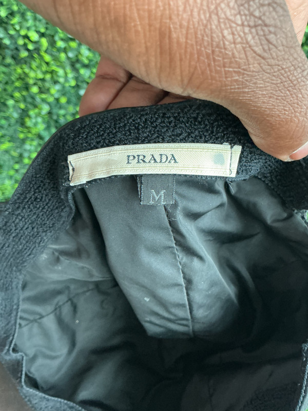 PRADA LEATHER BLACK BASEBALL CAP (SZ M)