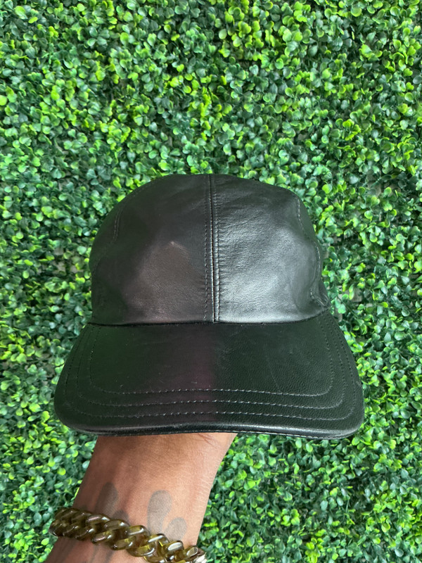 PRADA LEATHER BLACK BASEBALL CAP (SZ M)