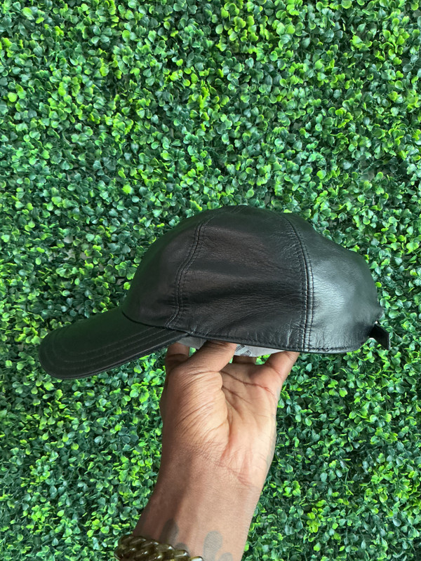 PRADA LEATHER BLACK BASEBALL CAP (SZ M)