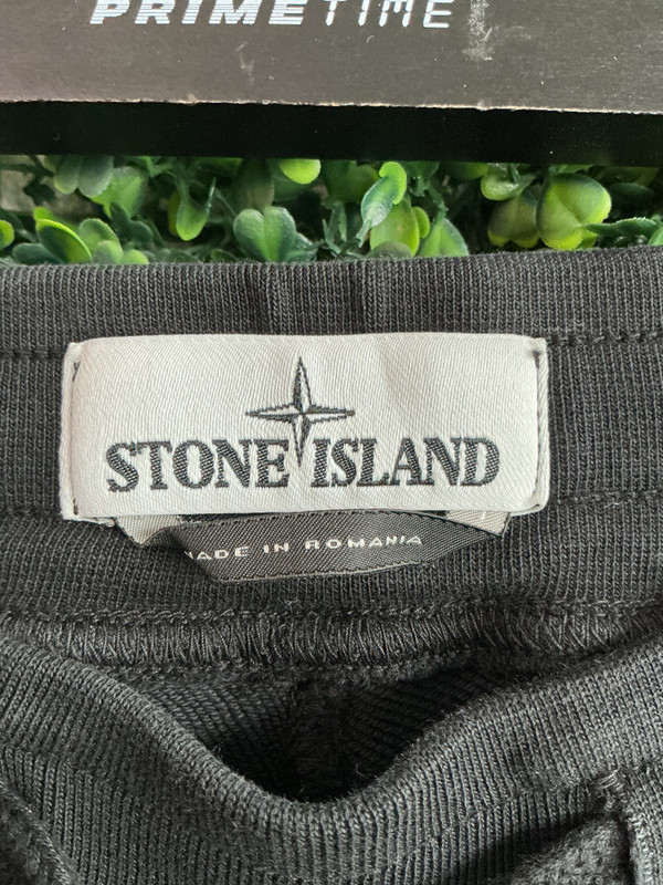 STONE ISLAND BLACK JOGGER SWEATPANTS (SZ 2XL)