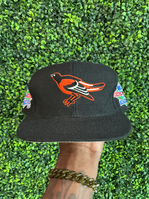 VINTAGE BALTIMORE ORIOLES ANNCO WORL SERIES SNAPBACK