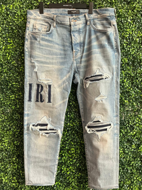 AMIRI CORE LOGO JEANS (SZ 38)