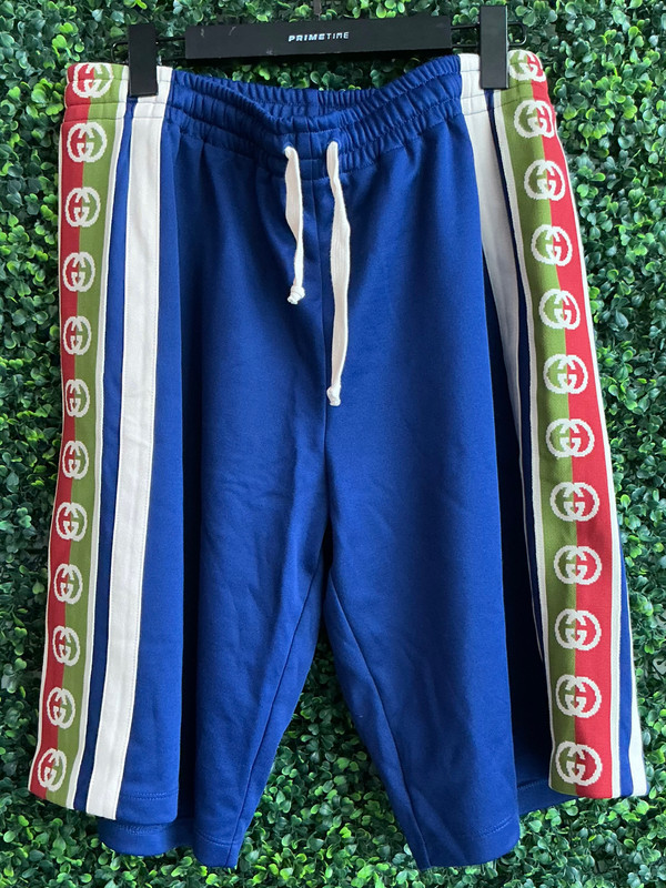 GUCCI RIBBON LOGO SHORTS (SZ MEDIUM)