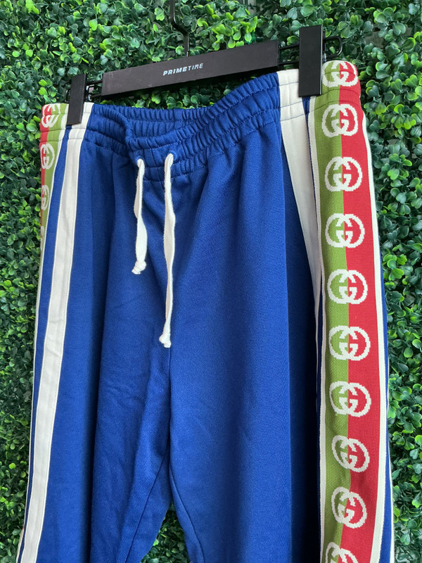 GUCCI RIBBON LOGO SHORTS (SZ MEDIUM)