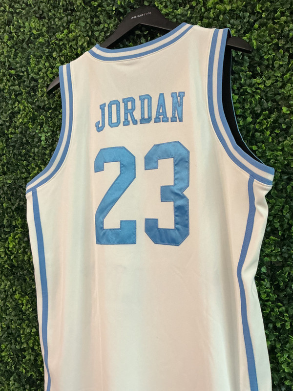 DEADSTOCK MICHAEL JORDAN UNC AIR JORDAN JERSEY