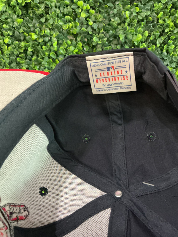 DEADSTOCK VINTAGE CLEVELAND INDIANS LOGO ATHLETIC SNAPBACK