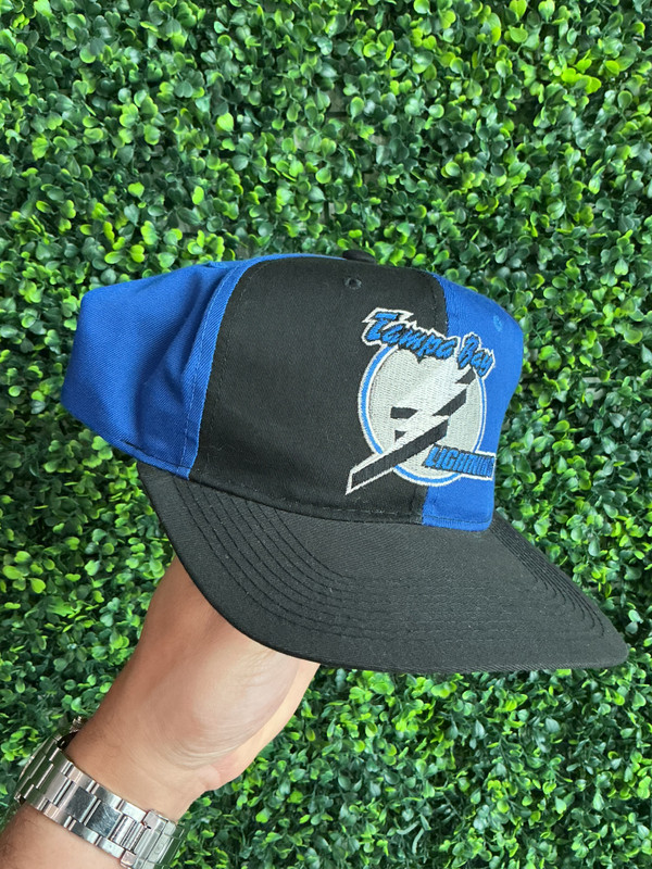 VINTAGE TAMPA BAY LIGHTNING STARTER PINWHEEL SNAPBACK