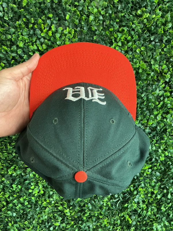 VINTAGE MIAMI HURRICANES AMERICAN NEEDLE FITTED CAP (SZ 7 1/2)
