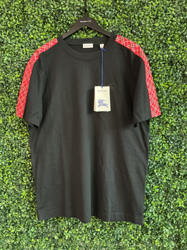 BURBERRY CHECKED CREWNECK TEE (SZ XL)
