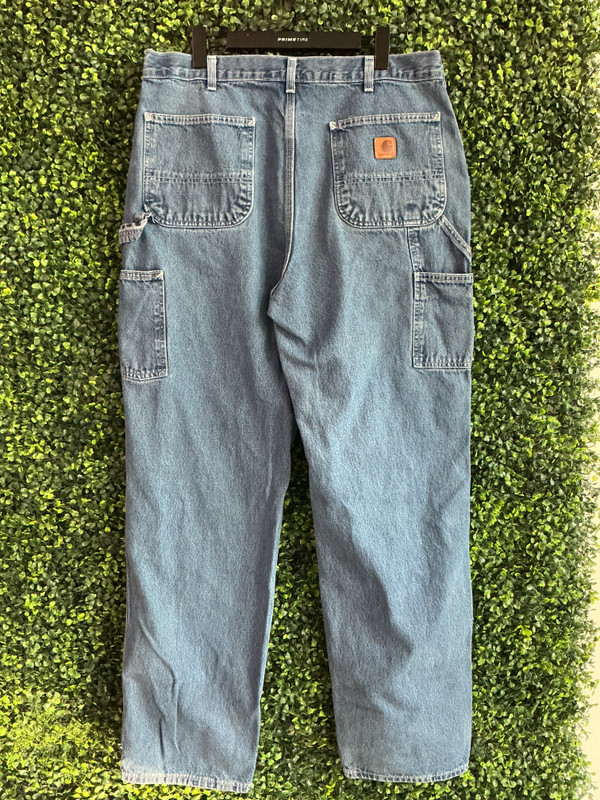 CARHART WIDE LEG BLUE JEANS (SZ 36)