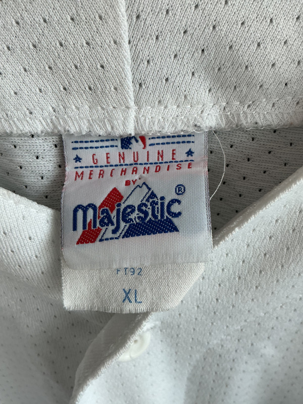 VINTAGE NY YANKEES WHT MAJESTIC JERSEY