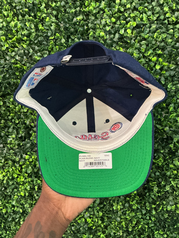 DEADSTOCK VINTAGE SAMMY SOSA SPORTS SPECIALTIES SNAPBACK