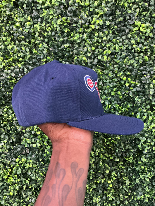 DEADSTOCK VINTAGE SAMMY SOSA SPORTS SPECIALTIES SNAPBACK