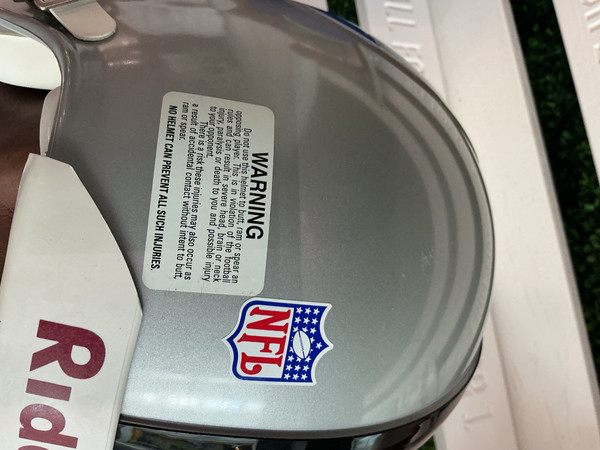 DEADSTOCK VINTAGE OAKLAND RAIDERS PRO LINE FULL SIZE HELMET
