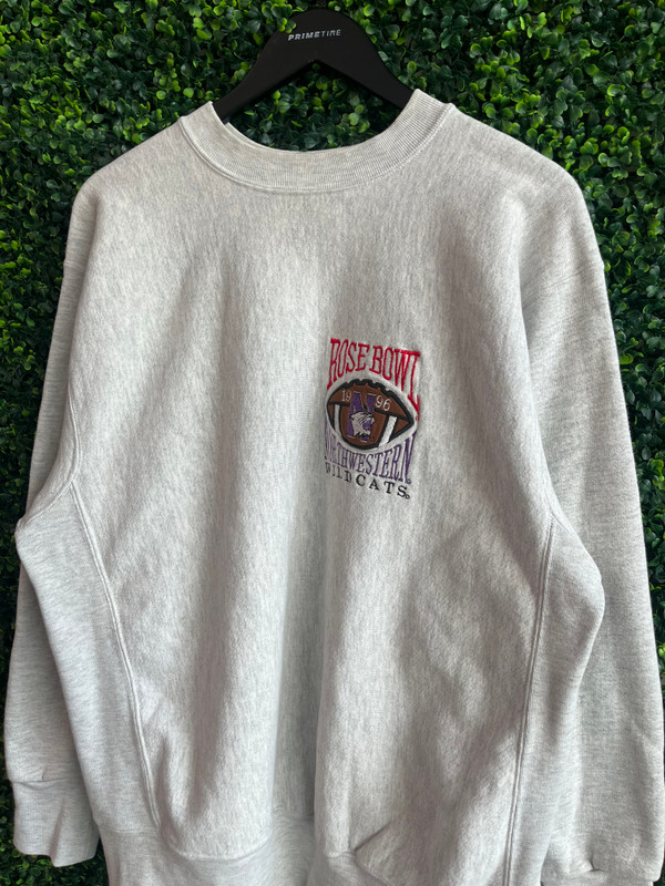 VINTAGE 1996 NORTH WESTERN WILDCATS ROSE BOWL EMBROIDERED CREWNECK (SZ L)