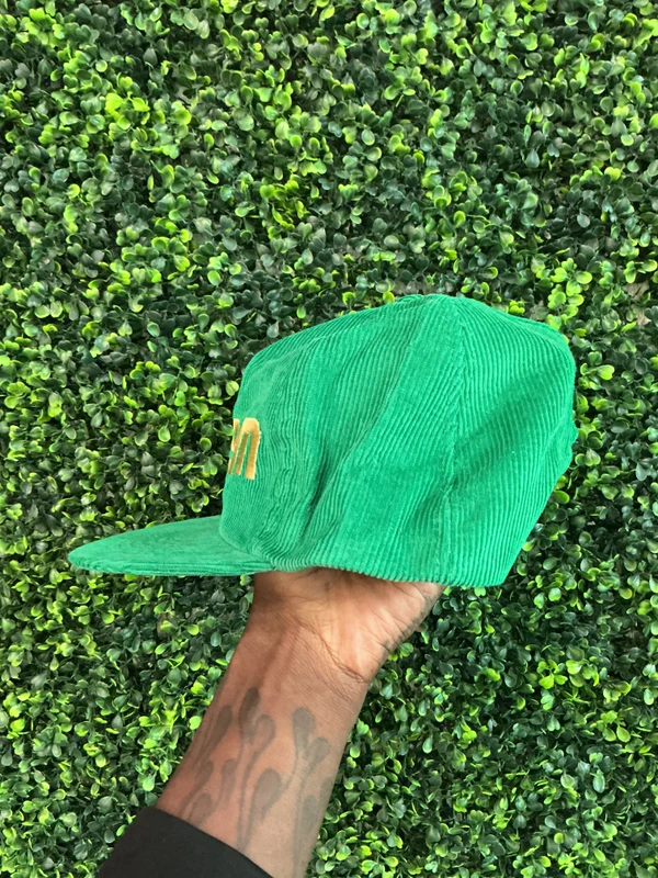 VINTAGE SALEM GREEN CORDUROY SNAPBACK CAP