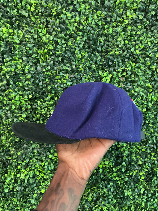 VINTAGE FILA 2 TONE EMBROIDERED LOGO LEATHER STRAP CAP