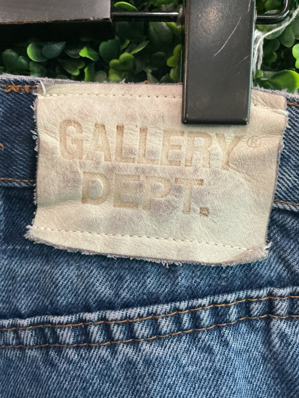GALLERY DEPT DISTRESSED INDIANA FLARED JEANS
