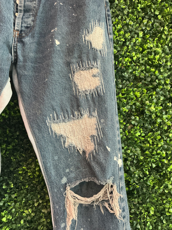 GALLERY DEPT DISTRESSED INDIANA FLARED JEANS