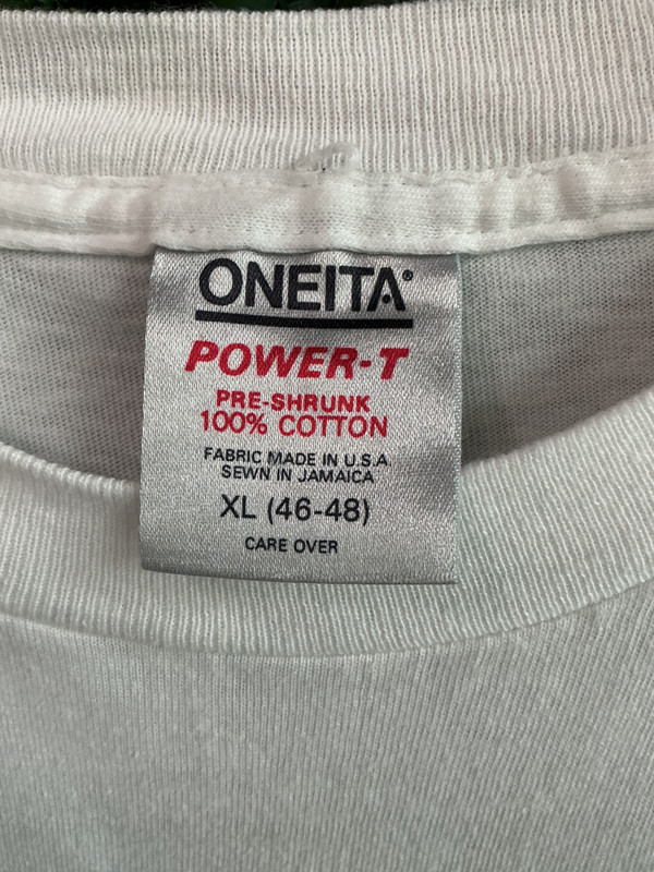 VINTAGE COLORS OF THE WORLD ONEITA TAG TEE
