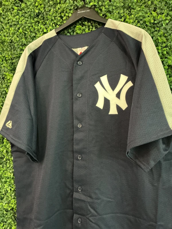 VINTAGE NEW YORK YANKEES BLUE/GREY MAJESTIC JERSEY