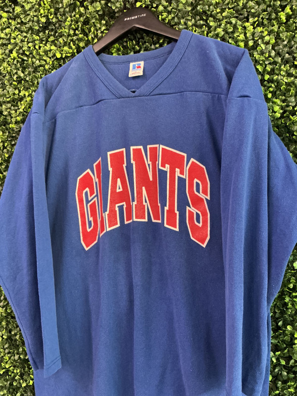 VINTAGE NY GIANTS RUSSELL ATHLETIC 3/4 SLEEVE SHIRT