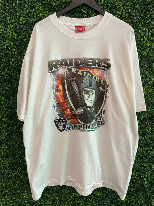 VINTAGE DEADSTOCK RAIDERS NFL FOOTBALL TEE (SZ XXL)