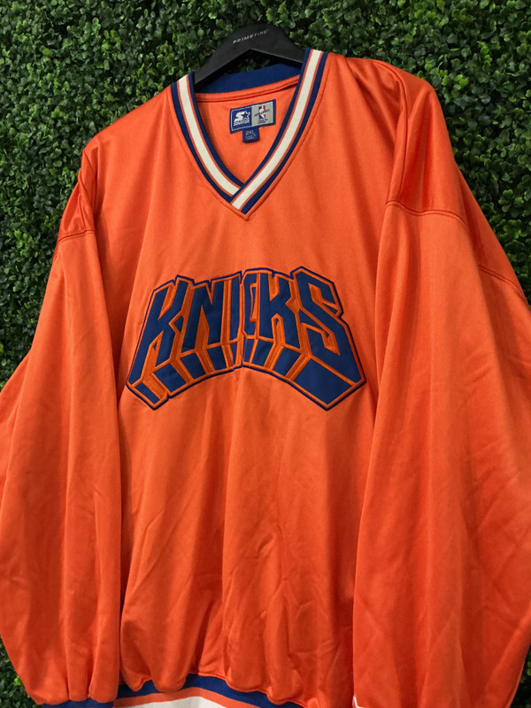 VINTAGE NEW YORK KNICKS STARTER PULLOVER