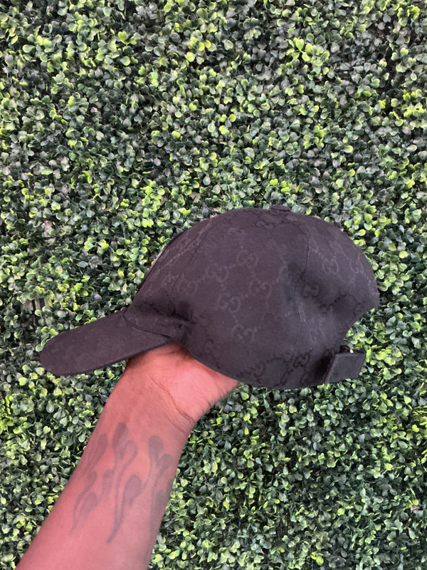 GUCCI BLACK CANVAS MONOGRAM BASEBALL HAT