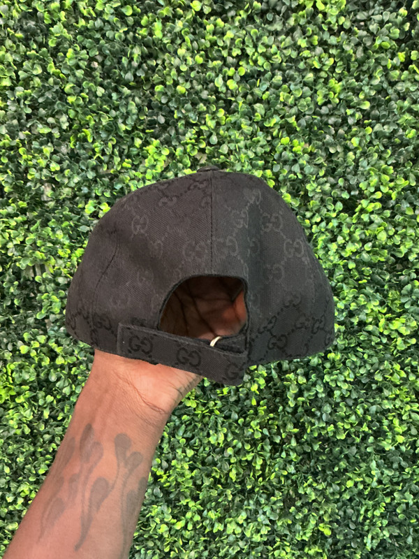 GUCCI BLACK CANVAS MONOGRAM BASEBALL HAT
