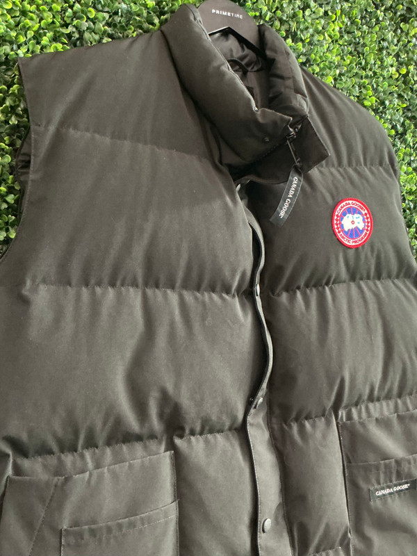 CANADA GOOSE BLK FREESTYLE VEST