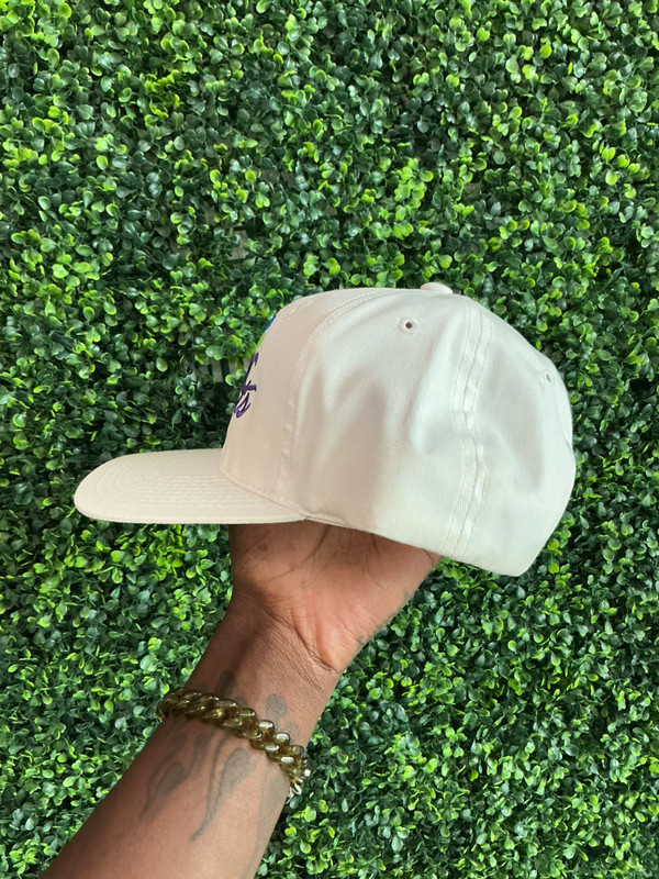 VINTAGE NBC SPORTS WHITE SNAPBACK