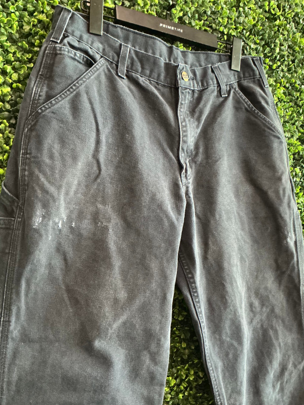 CARHARTT NAVY JEANS (SZ 34x 30)