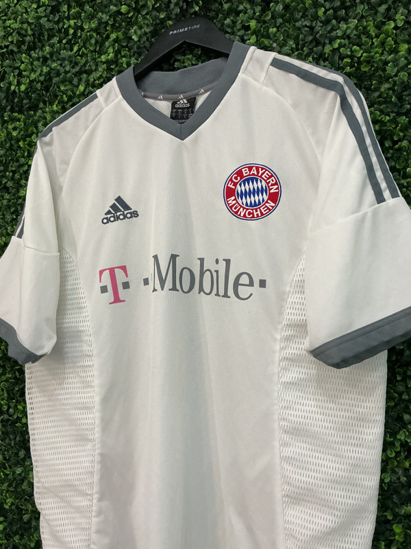 BAYERN MUNICH 02/03 ADIDAS KIT