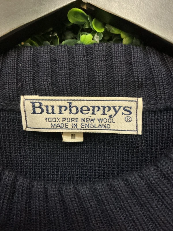 BURBERRY NAVY SWEATER