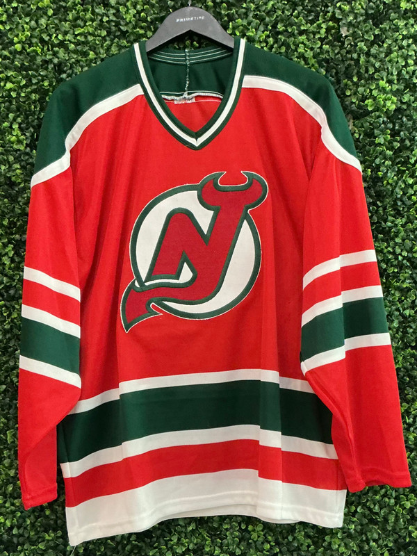 VINTAGE NEW JERSEY DEVILS RED/GREEN JERSEY