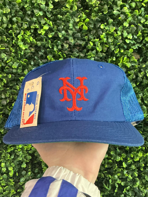 VINTAGE  NEW YORK METS TRUCKER CAP