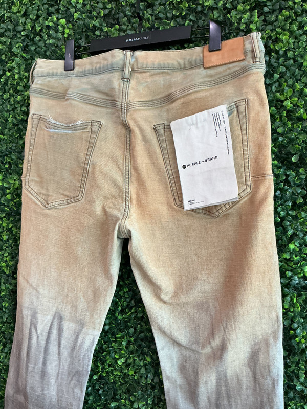 PURPLE BRAND FADED OVERSPRAY JEANS (SZ 38)