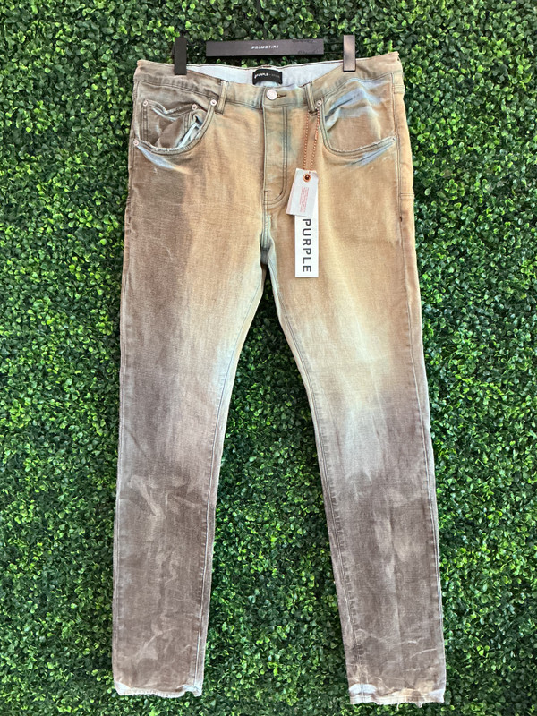 PURPLE BRAND FADED OVERSPRAY JEANS (SZ 38)
