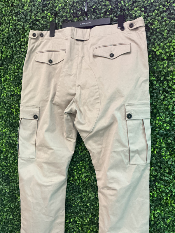 GUCCI CARGO PANTS (SZ 38)