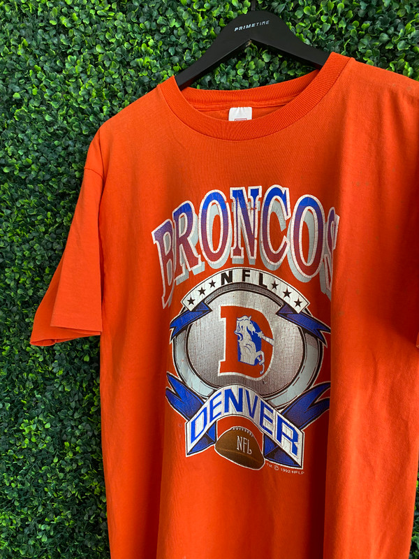 VINTAGE DENVER BRONCOS LOGO 7 TEE