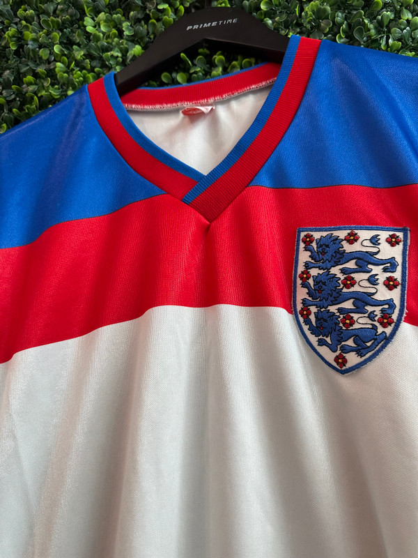 VINTAGE ENGLAND ARM SPORT JERSEY