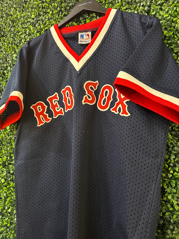 VINTAGE BOSTON RED SOX MAJESTIC #2 JERSEY