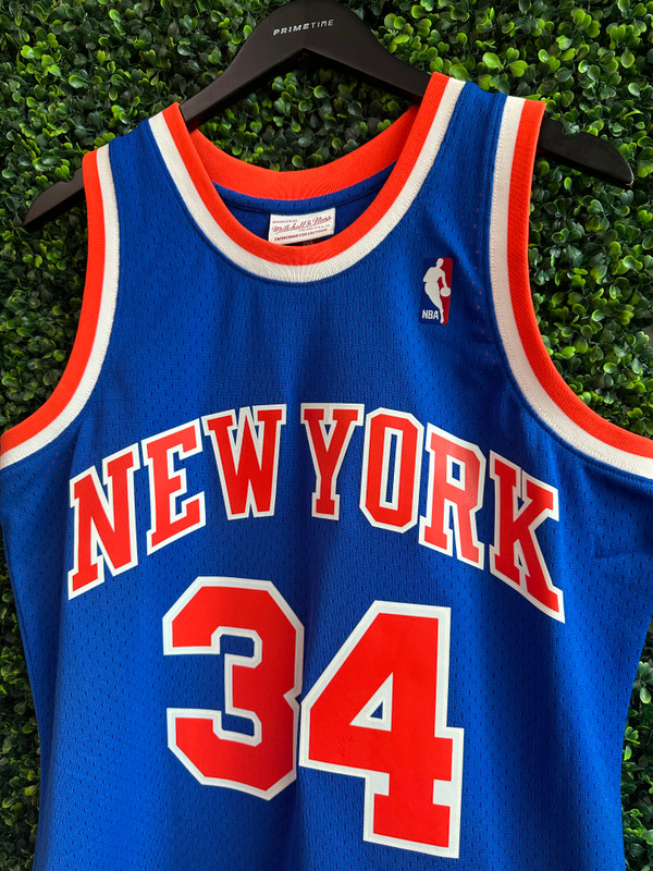 CHARLES OAKLEY NEW YORK KNICKS MITCHELL & NESS SWINGMAN JERSEY
